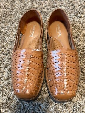 Sunsteps Women’s Woven Leather Flats in Tan